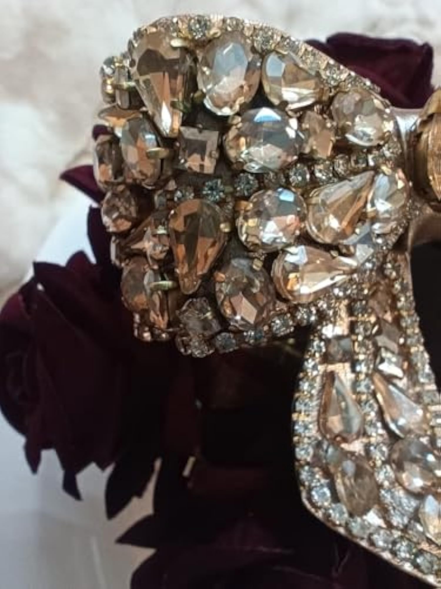 Elegant Golden Rhinestone Bow Hair Clip