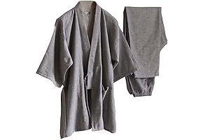 Japanese Sleepwear: Traditional Kimono Bathrobe for Comfort and Style