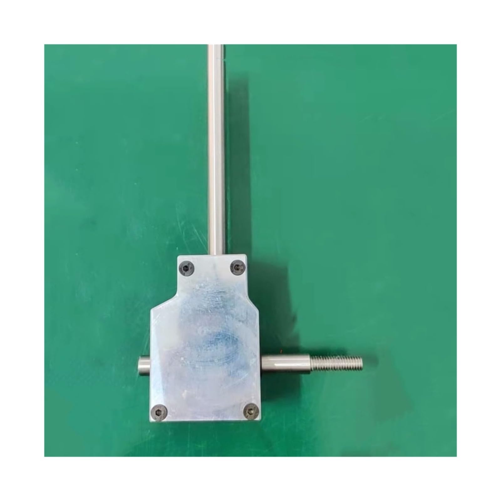 Mechanical Steering 1pcs Right Angle Steering Commutator 1:1 Transmission Spiral Bevel Gear 8mm Dual Shaft 90 Degree Reversing Reducer Gearbox Direction Transmission