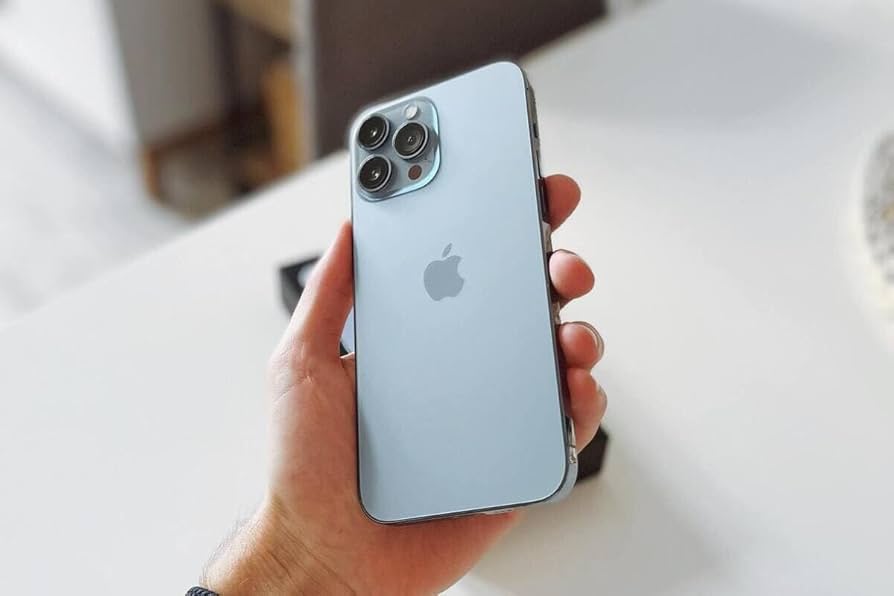 【84%】Apple iPhone 13 Pro シルバー Apple iPhone 13 Pro, 1TB, Silver - Unlocked (Renewed