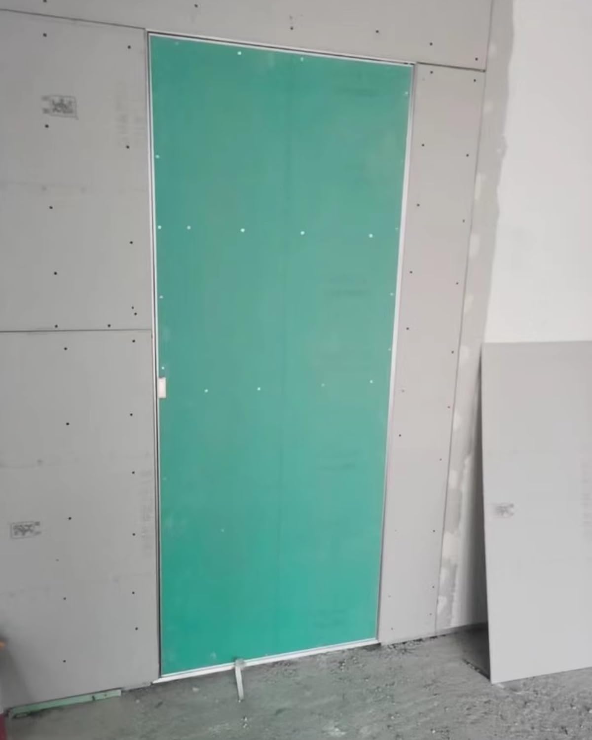 Genérico Puerta de Acceso Oculta de Gran tamaño, empotrada, con trampilla de inspección Oculta para Placas de Yeso Laminado, Tapa de inspección pintable - Solución de Acceso para Placas de Yeso lamin