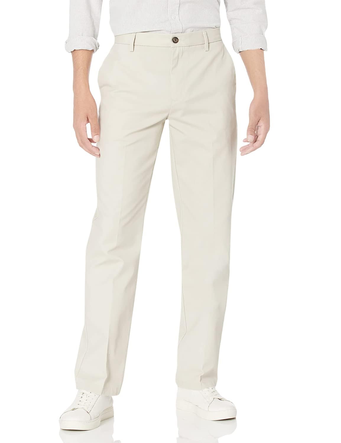 Amazon Essentials Herren Knitterfreie Flatfront-Chinohose in klassischer Passform (erhältlich in Übergröße)