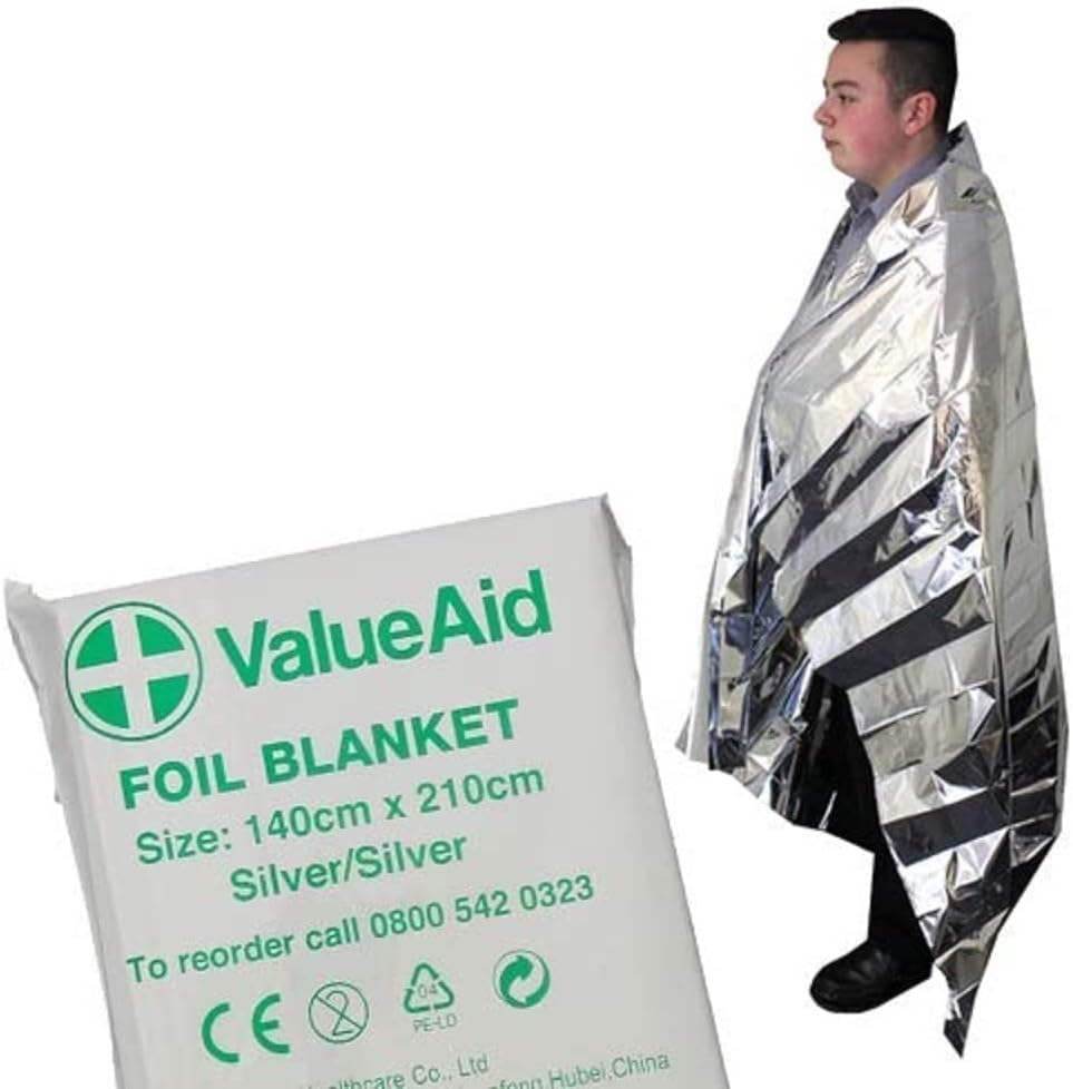 Value Aid Adults Foil Blanket 6 Pack