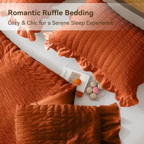 JOLLYVOGUE Burnt Orange Queen Comforter Set, 3 Pieces Seersucker Comforters Queen Size, Lightweight & Fluffy Bedding Sets Queen for All Season with 1 Ruffle Comforter and 2 Ruffle Pillowshams
