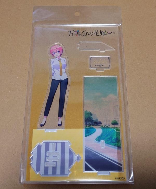 五等分の花嫁　一花　ドンキホーテコラボ　アクリルスタンド Amazon.co.jp: プチプチ梱包 五等分の花嫁 ドンキホーテ限定