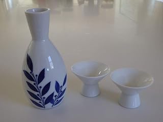 3 Pieces Japanese Sake Set Kanji GEKKEIKAN Porcelain/Made in Japan