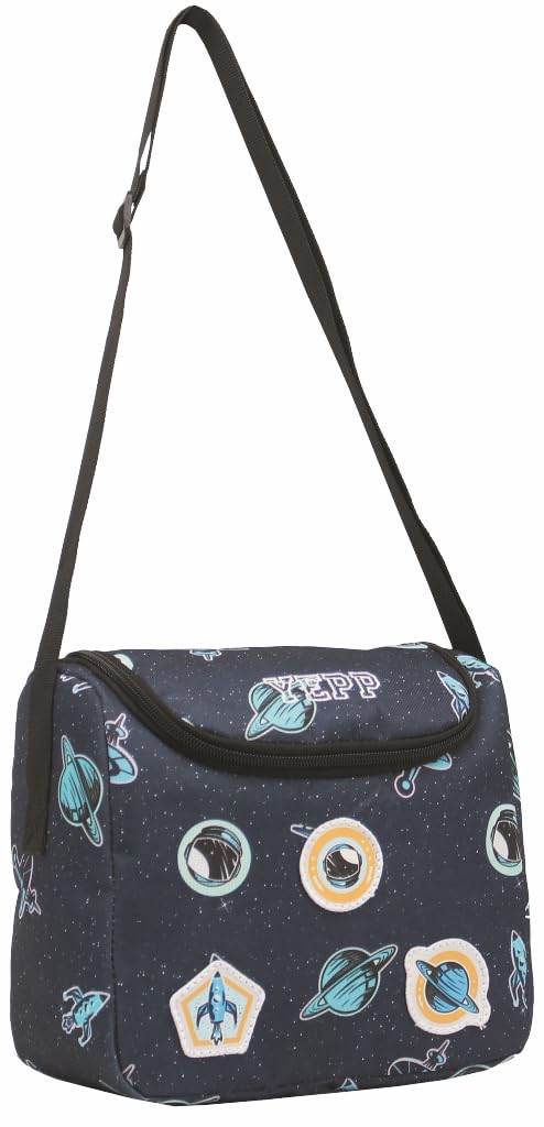 Kit Mochila Menino Infantil Escolar Tema Foguete Astronauta (PRETO) em promoção! Veja a oferta e mais achadinhos de Mochilas escolares 9 Hoje é o melhor dia para comprar Kit Mochila Menino Infantil Escolar Tema Foguete Astronauta (PRETO) com aquele preço maroto! Promoção! Aproveite a oferta! 9