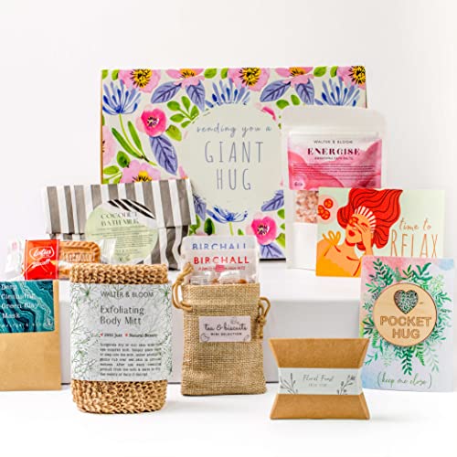 100% Natural Vegan & Handmade in the UK Pamper Hamper/Gift Box/Bath Set Relaxation Gifts for Women. Perfect Friendship Birthday or Girlfriend Gift.