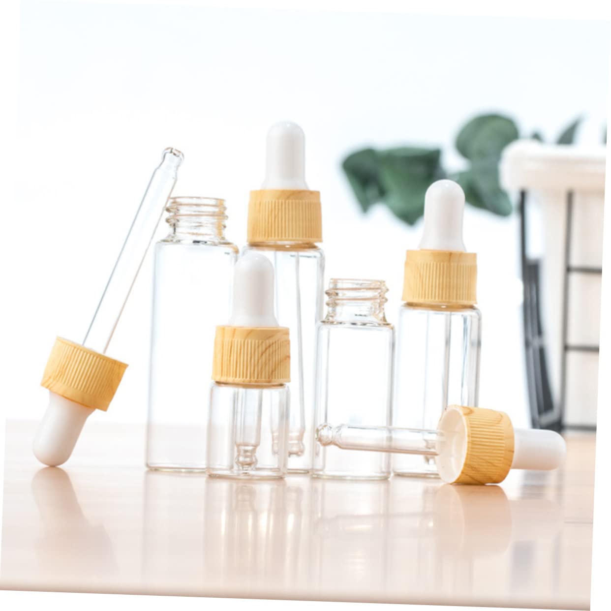 BELLIFFY 4pcs Cosmetic Dropper Bottles Glass Dropper Bottle Set Wood Grain Finish for Essential Oil Toner (20ml)