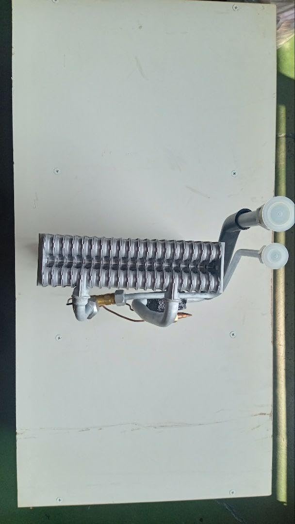 いすゞエルフNPR71、81エアコンエバポレーター いすゞエルフNPR71、81