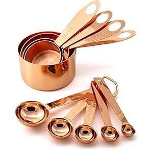 Koper geplateerde roestvrijstalen maatbekers en lepels set van 9 – spiegel koperen afwerking met gegraveerde meetmarkeringen – Inclusief een koperen folie geschenkdoos