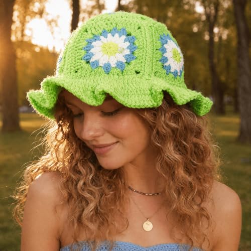 Image of Bright Green Amigurumi Acrylic Yarn 560 Yards, 2 Pack of 150g /5.3oz, Worsted Yarn for Crocheting & Knitting