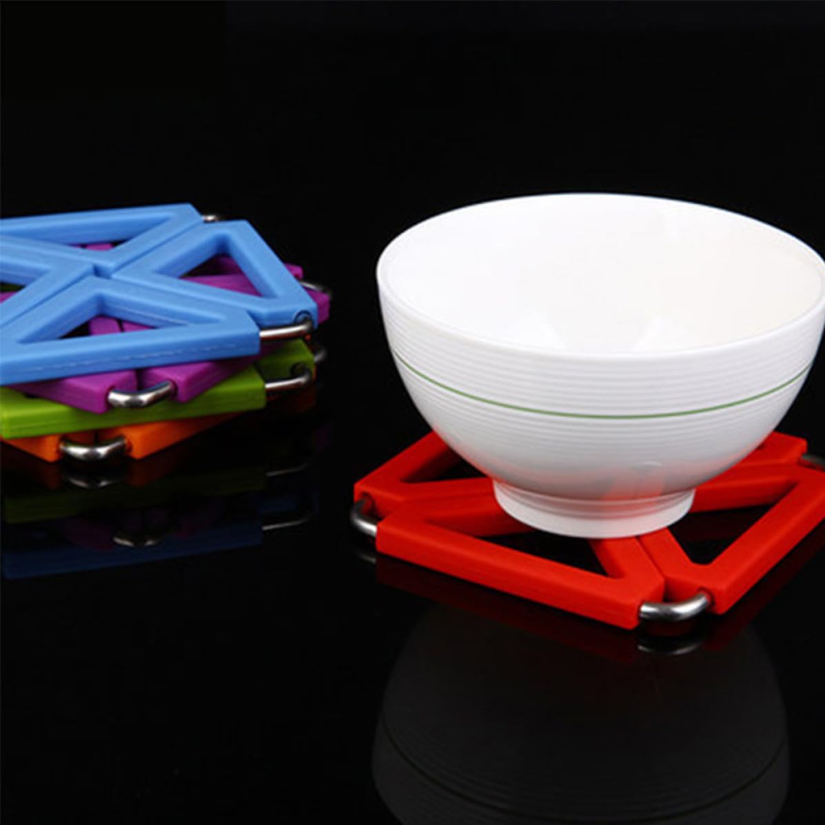 Abaodam Dessous de Plat Carrés Lot de 6 Pliables en Silicone et Acier Inoxydable, Antidérapants et Résistants la Chaleur Couleur Aléatoire pour de Table Cuisine