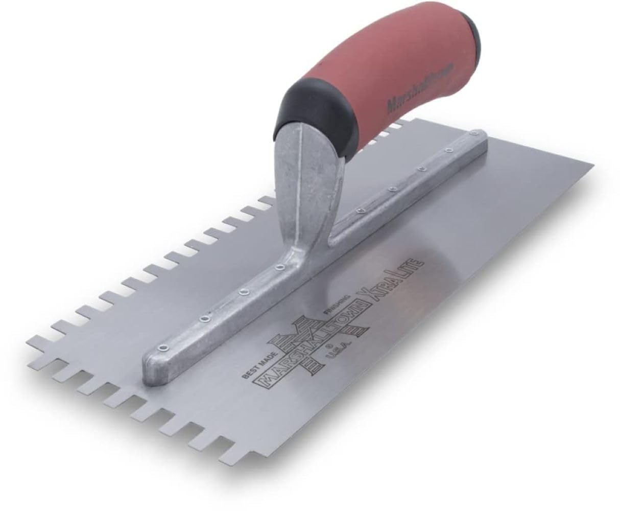 Marshalltown Paca zębata, nacięcie:SQ-6x10x6 mm z uchwytem DuraSoft, wykonana ze stali, dla glazurników, rozmiar: 279x114 mm
