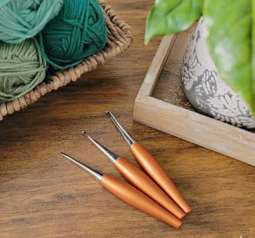 Image of Furls Crochet Hook, Odyssey Sienna Nickel Plated Tip for Effortless Glide, Ergonomic Handle Crochet Hooks 7 inch (M - 8.00MM)