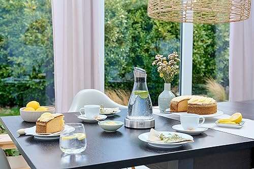 Foto von Emsa 505219 Flow Kühlkaraffe | Formschönes Design | Kühlleistung für 4h | Kühlpad | Glas und Edelstahl | Transparent | 1 Liter, 14 x14x30cm