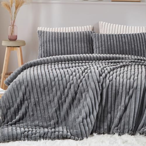 CCoutueChen Fluffy Duvet Cover King Soft Faux Fur Bedding Set 3Pcs Dark Gray Velvet Flannel Bedding All Seasons Warm Plush 1 Shaggy Fuzzy Duvet Coevr with 2 Pillowcases