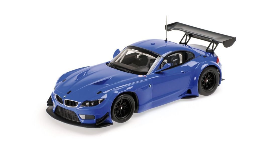 Minichamps 151122302 Maßstab 1: 18 