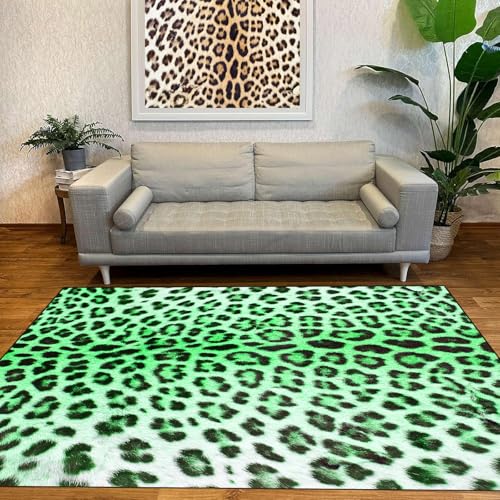 Tapis table basse léopard vert pour une déco clean girl tendance - 2
