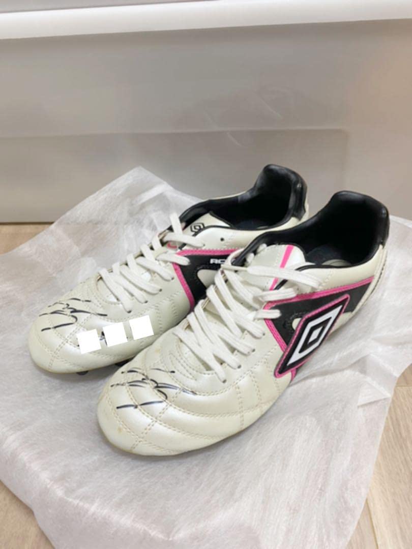 遠藤保仁 サイン スパイク 【公式通販】