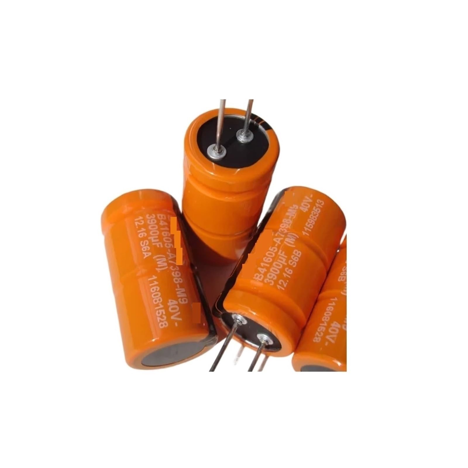 B41605A7398M009 résout les baisses de tension de votre amplificateur audio 3900uF 40V