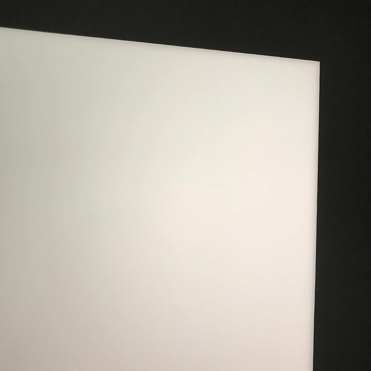 AtHaus Acrílico Blanco Ópalo 2 mm 700 x 600 mm Corte CNC Efecto vidrio esmerilado Transmisión de luz 30% UV resistente