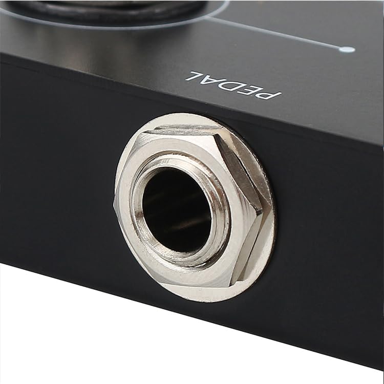 Close-up of the pedal jack