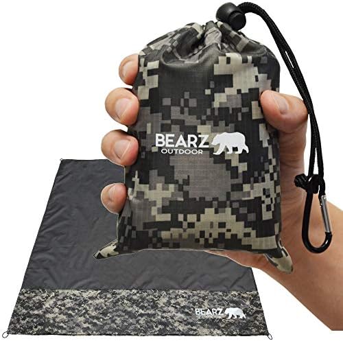 BEARZ Outdoor Pocket Blanket - Compact Picnic Blanket, Beach Blanket Waterproof Sandproof, Picnic Blankets Waterproof Foldable, Travel Picnic Blanket for Hiking, Festival Accessories (Camo)