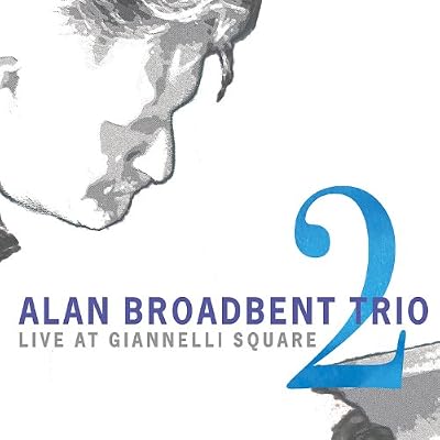 Live at Giannelli Square 2