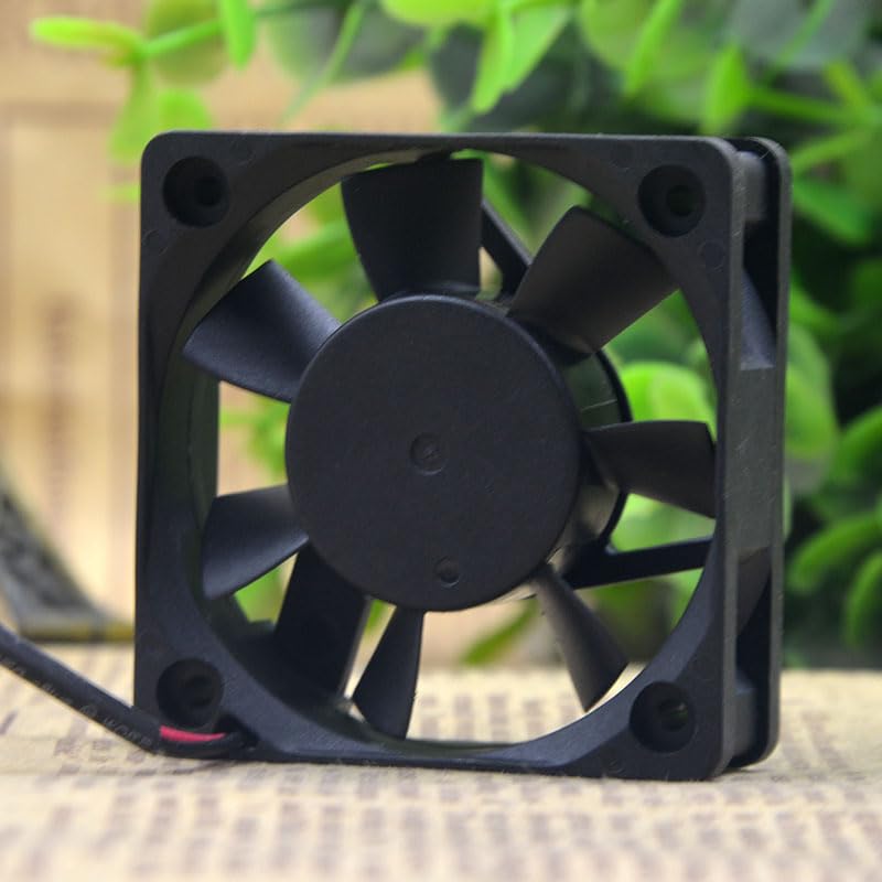 Another rear angled view of the Shrandi Y.S. TECH FD125015LL cooling fan, emphasizing the fan's structure from the back.