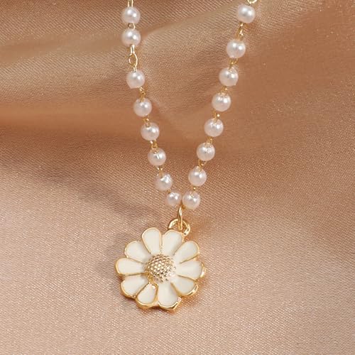 Collier de perles et fleur prezzie idéal pour offrir à une fille