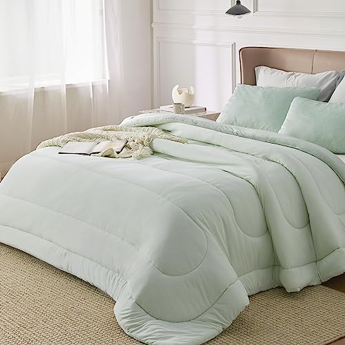 Image of Bedsure Queen Comforter Set - Cooling and Warm Bed Set, Sage Green Reversible Bedding for All Season, 3 Pieces, 1 Queen Size Comforter (88 inchx88 inch) and 2 Pillow Cases(20 inchx26 inch)