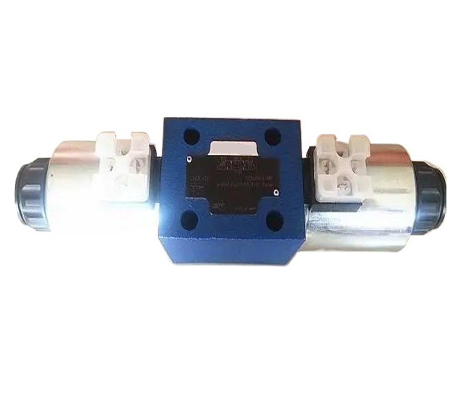 JJKKOZVQF Solenoid Valve 4WE10E3X/CG24N9K4 4WE 10 E3X/CG24N9K4 Hydraulic Valve R900588201