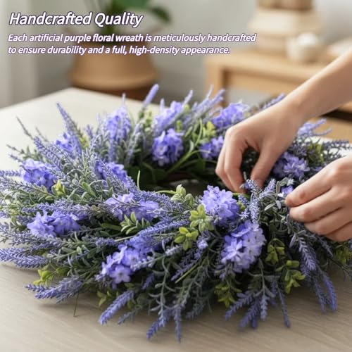 Couronne de lavande artificielle 60 cm pour sublimer une porte en bois