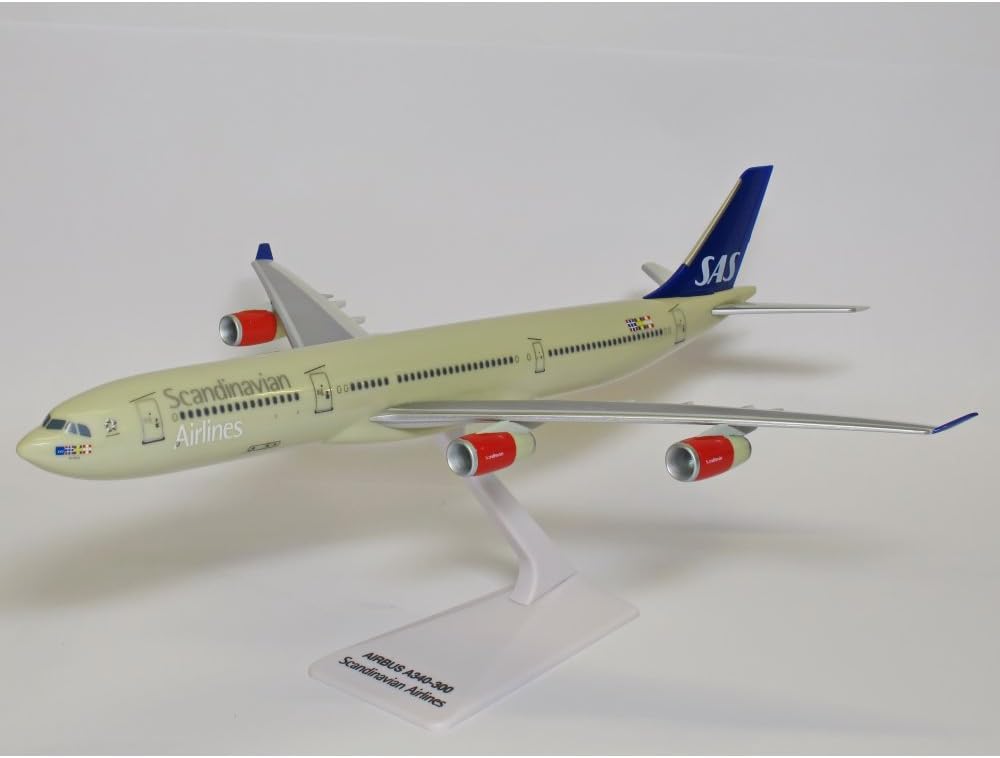 Premier Planes SM340-27WB Scandinavian Airlines SAS Airbus A340 (1:250?) clip-together model