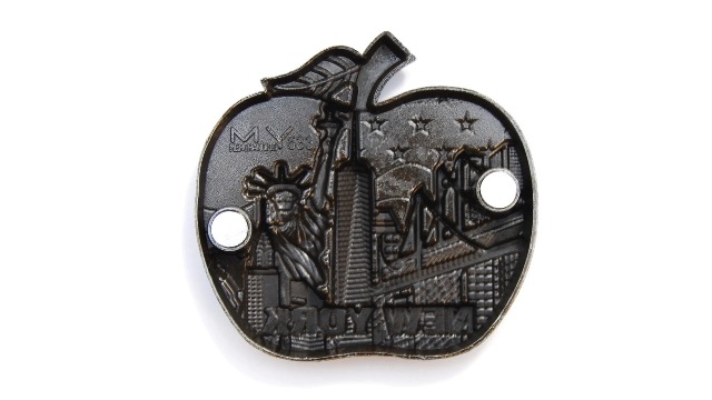 Imán metálico decorativo Apple de Nueva York miniatura 6