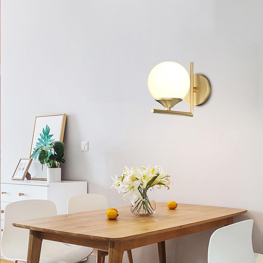 Applique da Parete per Bagno Interno, Lampada da Parete in Vetro Industriale Vintage in Ottone, Illuminazione da Parete cablata con Paralume in Vetro a Globo Bianco Latte per Comodino da Camera d