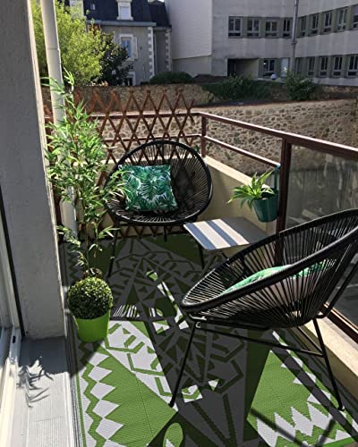 Hicooe Outdoor Rug 4X6 Plastic Straw Waterproof Reversible Rugs Small Modern Area Door Mats For Front Porch Patios Deck Balcony Backyard Camping (Green & White) #TOP5