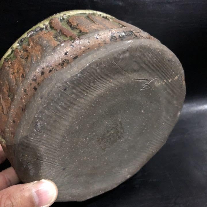 Amazon.co.jp: 遺品整理蔵からまた謎の古美術品の陶器が出て来