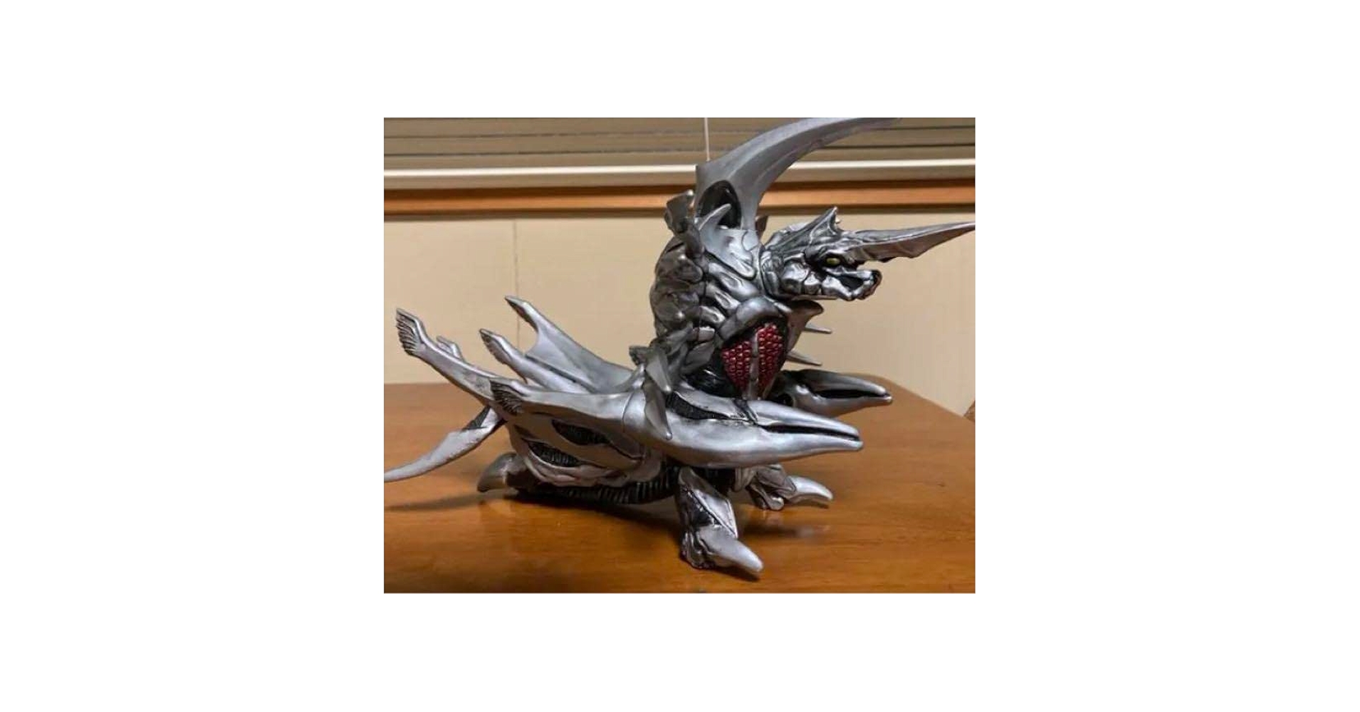 ガメラ怪獣ソフビ　レギオン　リペイント完成品 リペイント SFムービーセレクション ガメラ レギオン | メイクアップ
