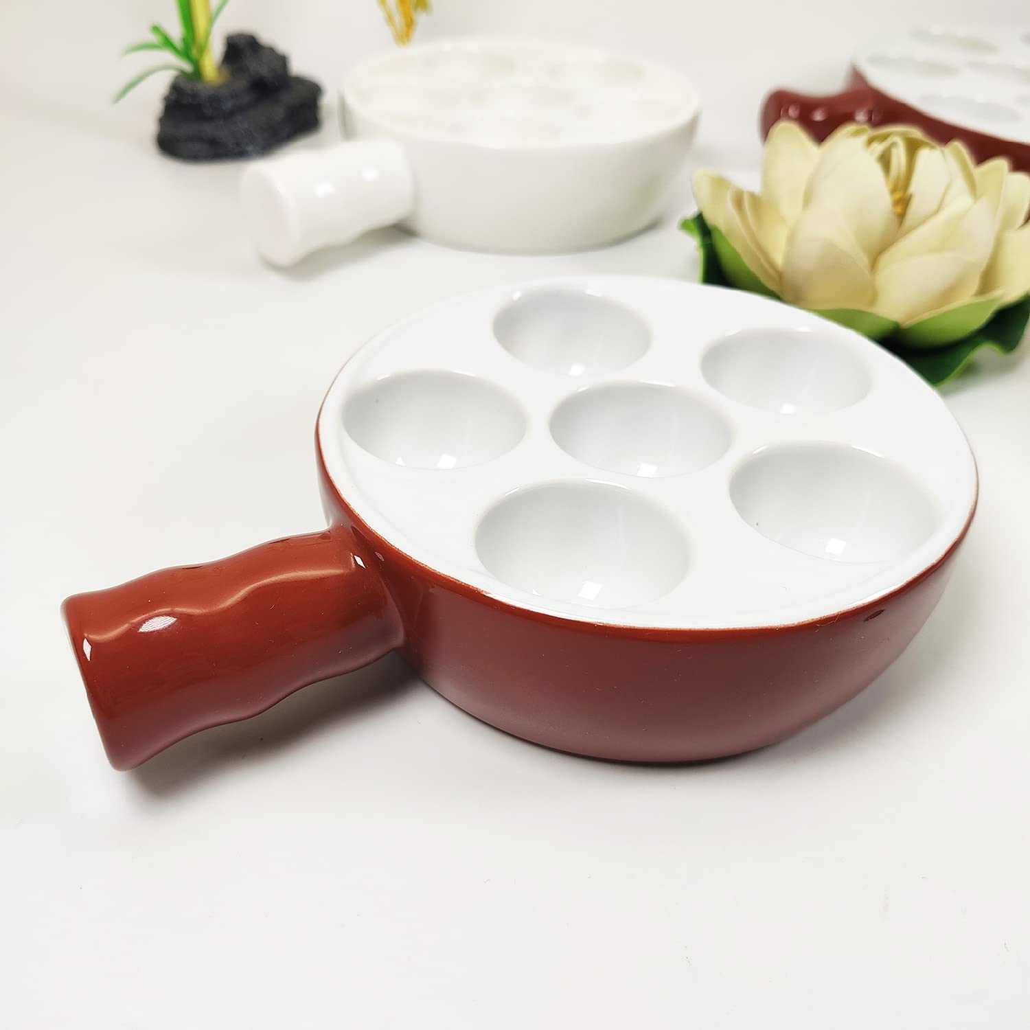 Platos de cerámica Escargot (2 unidades) de 15,5 x 11,4 cm con mango de Footed Dishes, Oven Safe Holes Set para Home Restaurant Hotel (marrón, 15,5 x 11,4 cm)