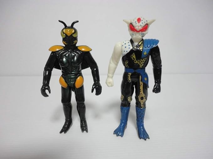 Amazon 仮面ライダーblack Rx 幹部ゲドリアン ハチ怪人 ミニソフビ 合計２体 アニメ 萌えグッズ 通販