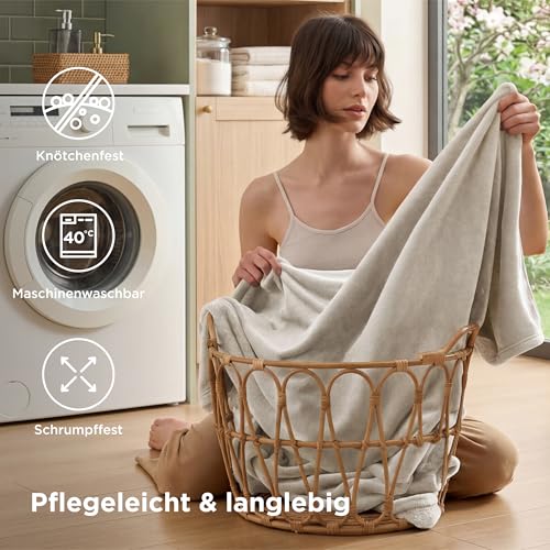 BEDSURE Kuscheldecke Flauschig Decke Fleecedecke - Wohndecke Warm Winter Weich, Sofadecke XL, Geschenke für Frauen, Decke Couch Blanket, Wohn- & Kuscheldecken 150x200cm, Sofa überwurfdecke, Beige