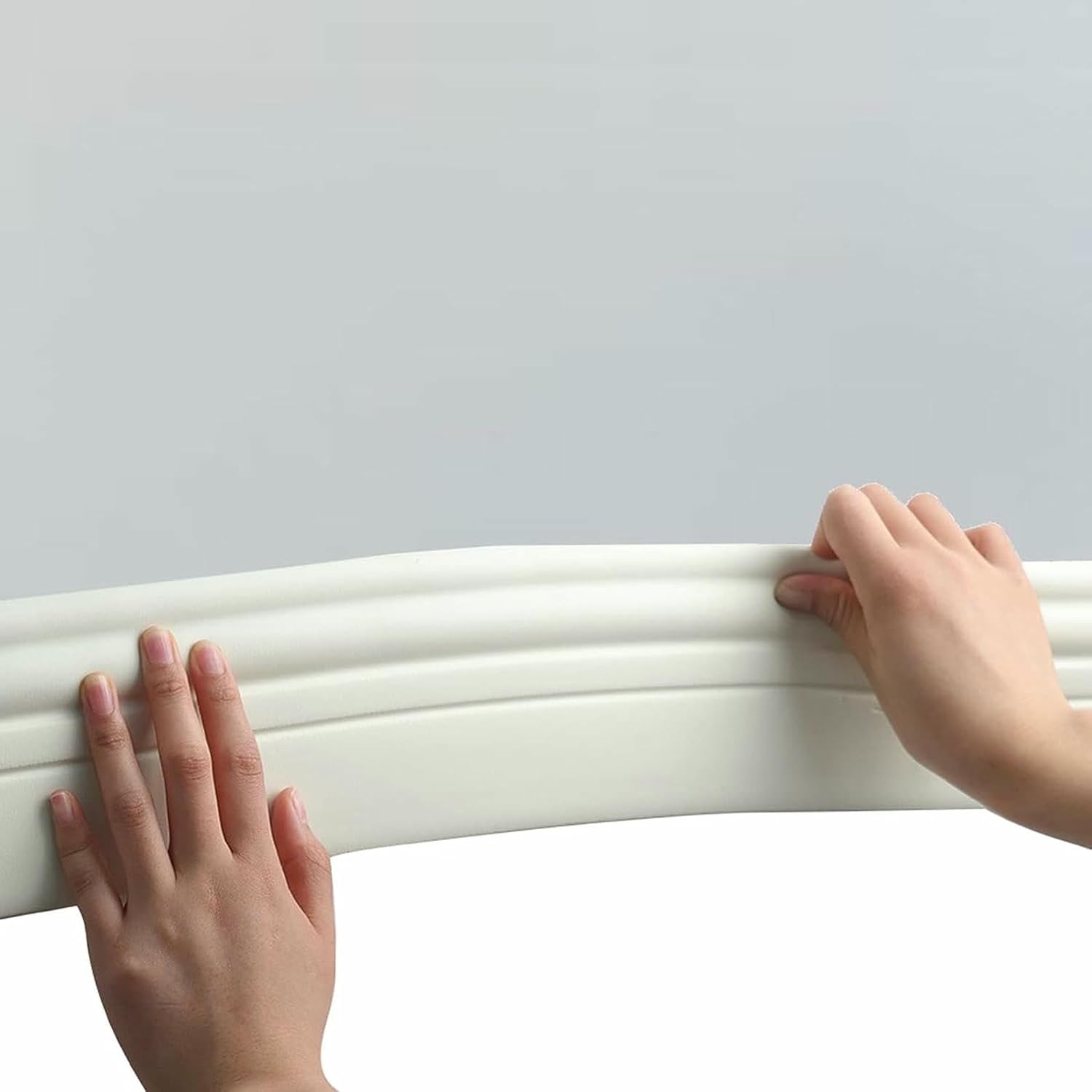 Flexible Baseboards Molding Trim, Flexible Baseboard Trim, 4 Inch x 16. Feet Self-Adhesive Vinyl Wall Base Cove, Rubber Peel and Stick Design~/