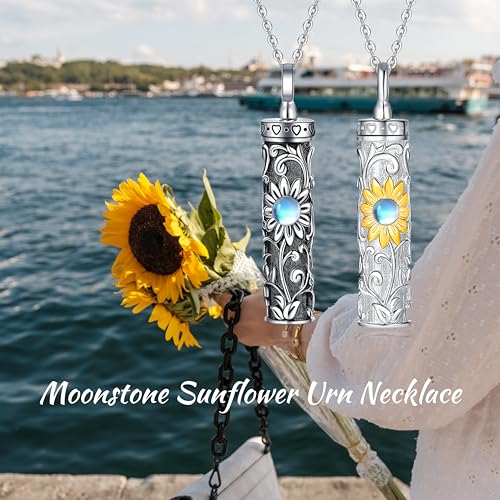 Collier d'urne celtique à fleurs, le cadeau de sympathie idéal