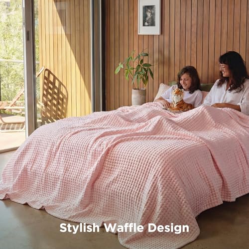 Image of Bedsure Cooling Cotton Waffle Queen Size Blanket - Lightweight Breathable Blanket of Rayon Derived from Bamboo for Hot Sleepers,Spring Pink, 90x90 Inches