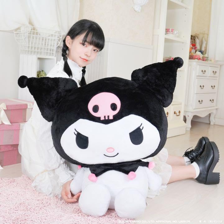 Amazon.co.jp: クロミ 特大 ぬいぐるみ : おもちゃ