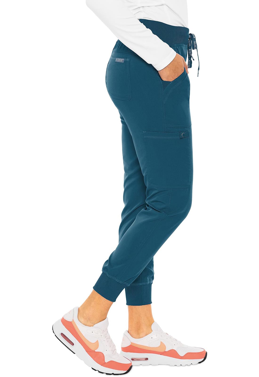 Med Couture Conjunto de uniforme médico para mujer con cuello en V MC7448 y pantalones elásticos de 2 vías 7710, caribeño, parte superior L / pantalón L