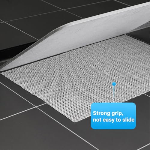 Comptoir de cuisine propre grâce au tapis de bain absorbant