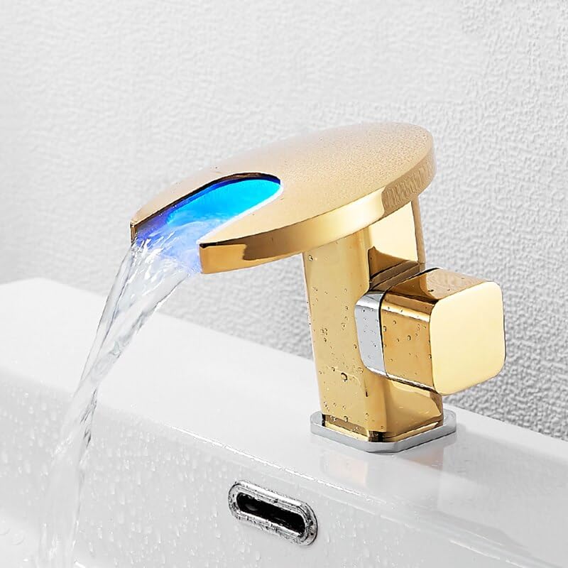 Robinet cascade LED or en laiton fini les éclaboussures et l'eau trop chaude